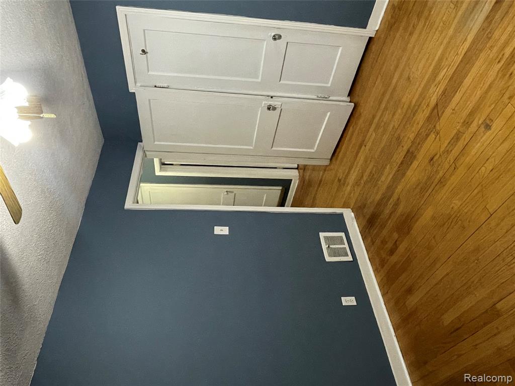 823 E 2nd Street, Royal Oak, MI 48067 — Photo 15