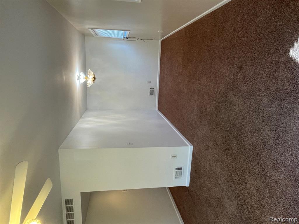 4632 Monroe Street, Dearborn Heights, MI 48125 — Photo 8