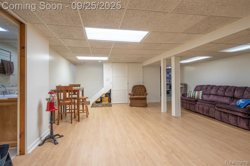 42733 Heydenreich Road, Clinton Twp, MI 48038 — Photo 28