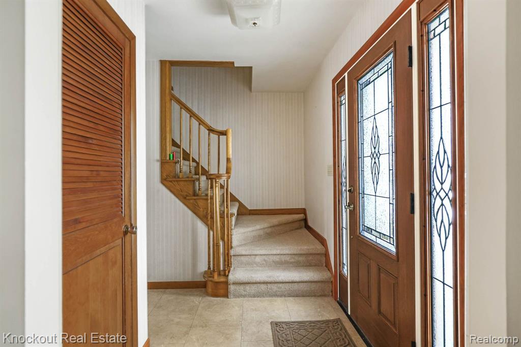 4 MARY LANE COURT, Frankenmuth, MI 48734 — Photo 6