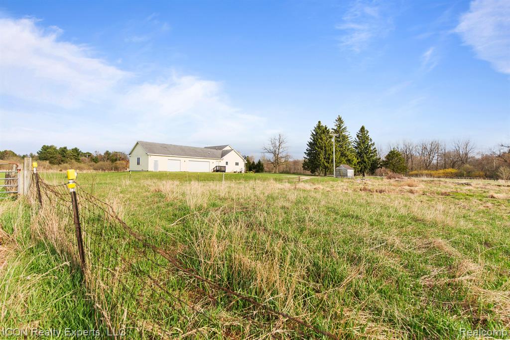 5580 HEGEL Road, Goodrich Vlg, MI — Photo 72