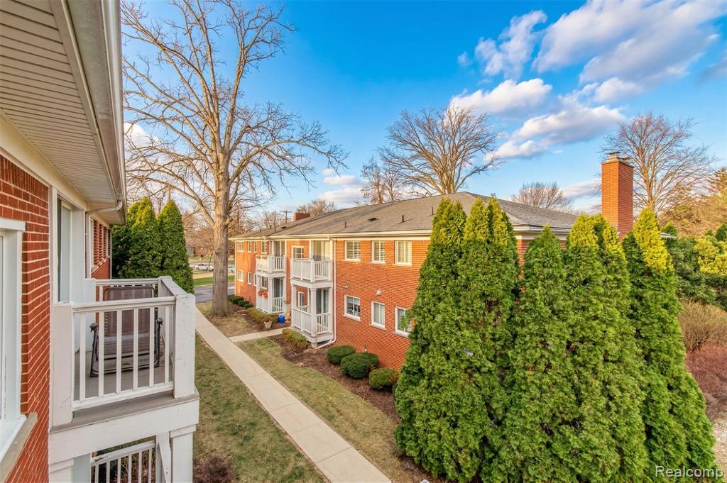 487 N ETON Street, Birmingham, MI 48009 — Photo 2