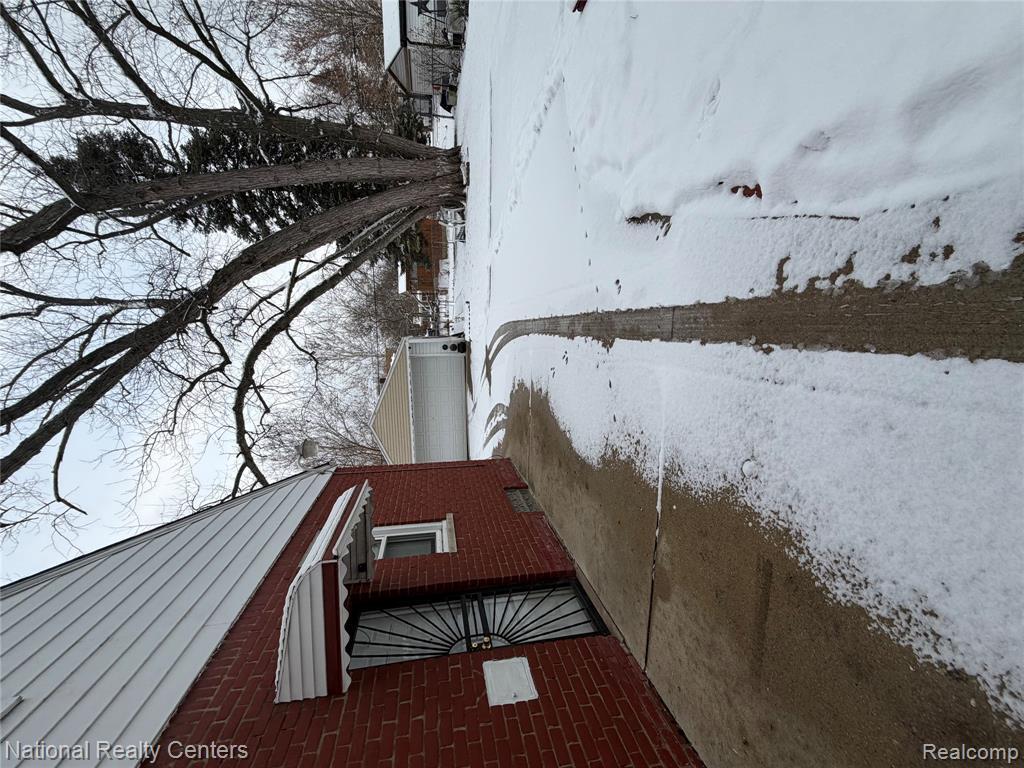 9316 Whitcomb Street, Detroit, MI 48228 — Photo 22