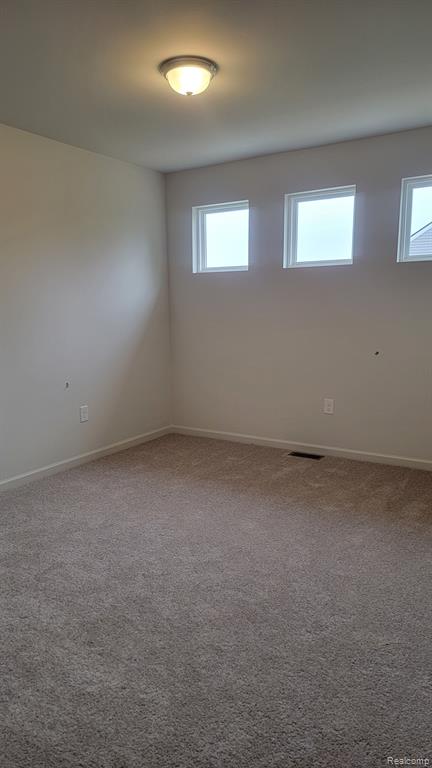 26729 INTERNATIONAL Drive, South Lyon, MI 48178 — Photo 22