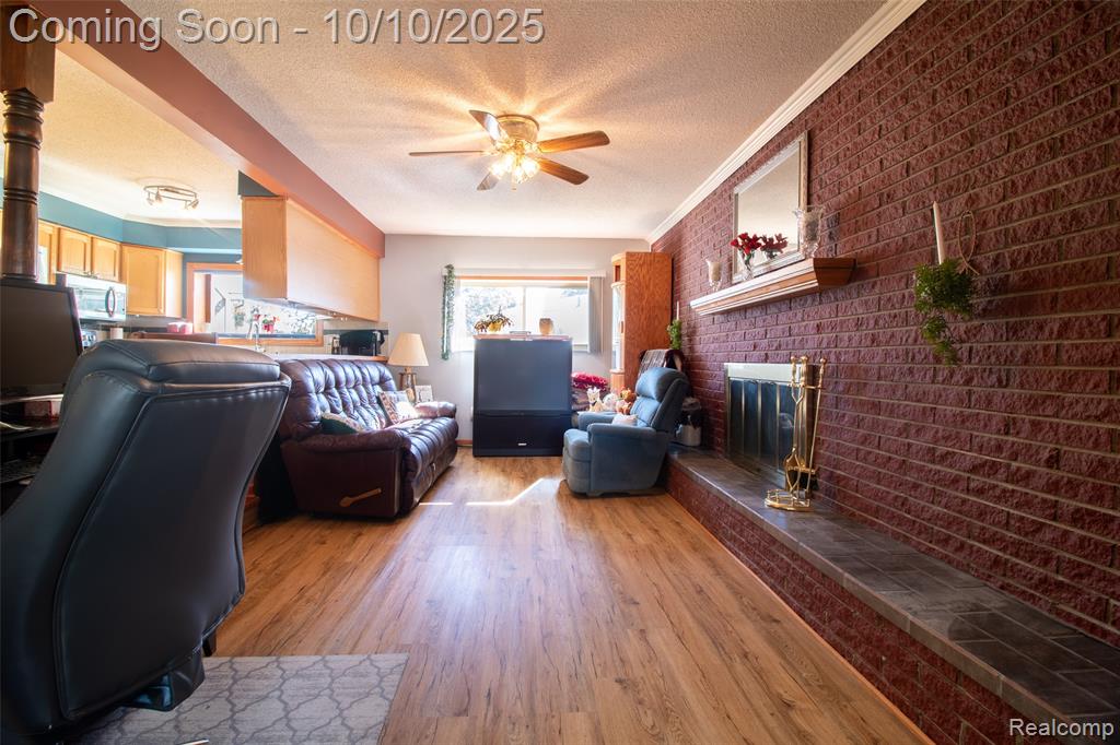 22321 N Fairway Drive, Woodhaven, MI 48183 — Photo 20