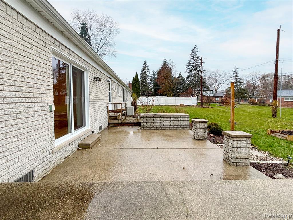 5541 Meadow Lane, Shelby Twp, MI 48316 — Photo 37