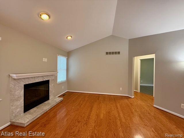 8221 FOX HOLLOW Road, Goodrich Vlg, MI — Photo 22