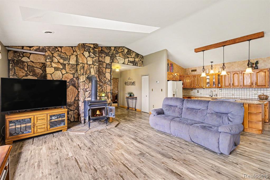 6095 S Sheridan Avenue, Durand, MI 48429 — Photo 25