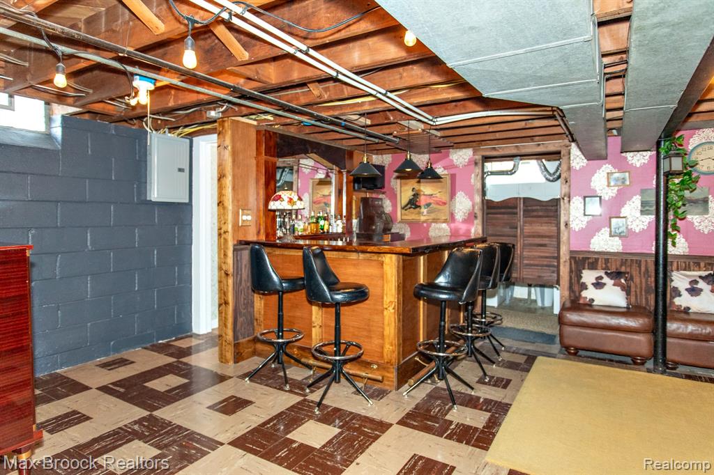 24460 Rosewood Street, Oak Park, MI 48237 — Photo 37