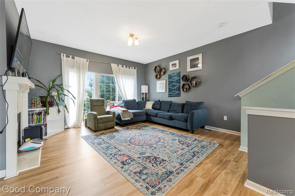 4742 Maddie Lane, Dearborn, MI 48126 — Photo 5
