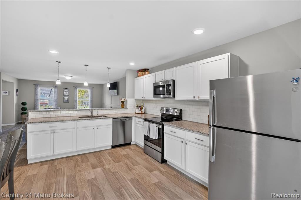 7205 Timberline Drive, Flint, MI 48507 — Photo 10
