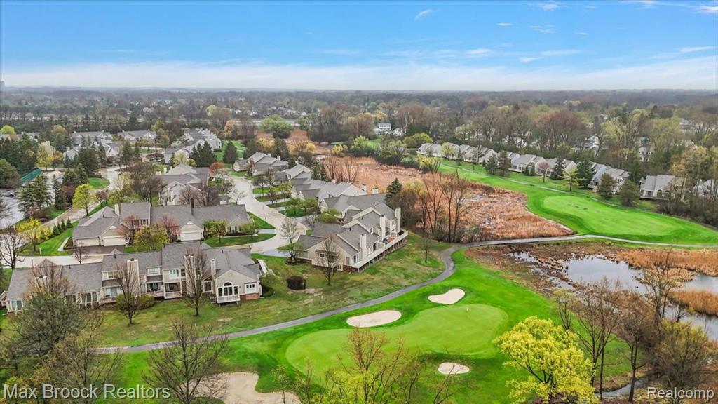 888 Tartan Trail, Bloomfield Hills, MI 48304 — Photo 45