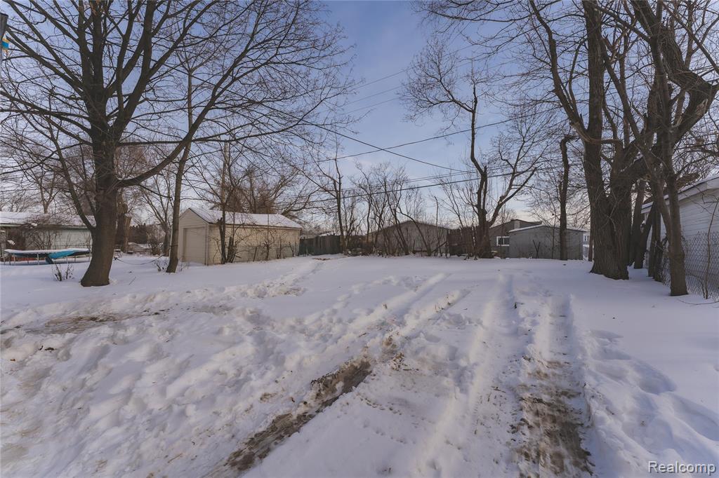 804 Emerson Avenue, Pontiac, MI 48340 — Photo 3
