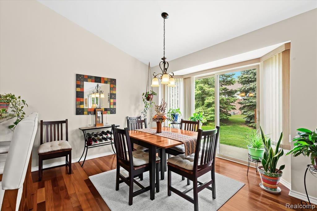 589 SNOWBIRD Circle E, St. Clair, MI 48079 — Photo 8