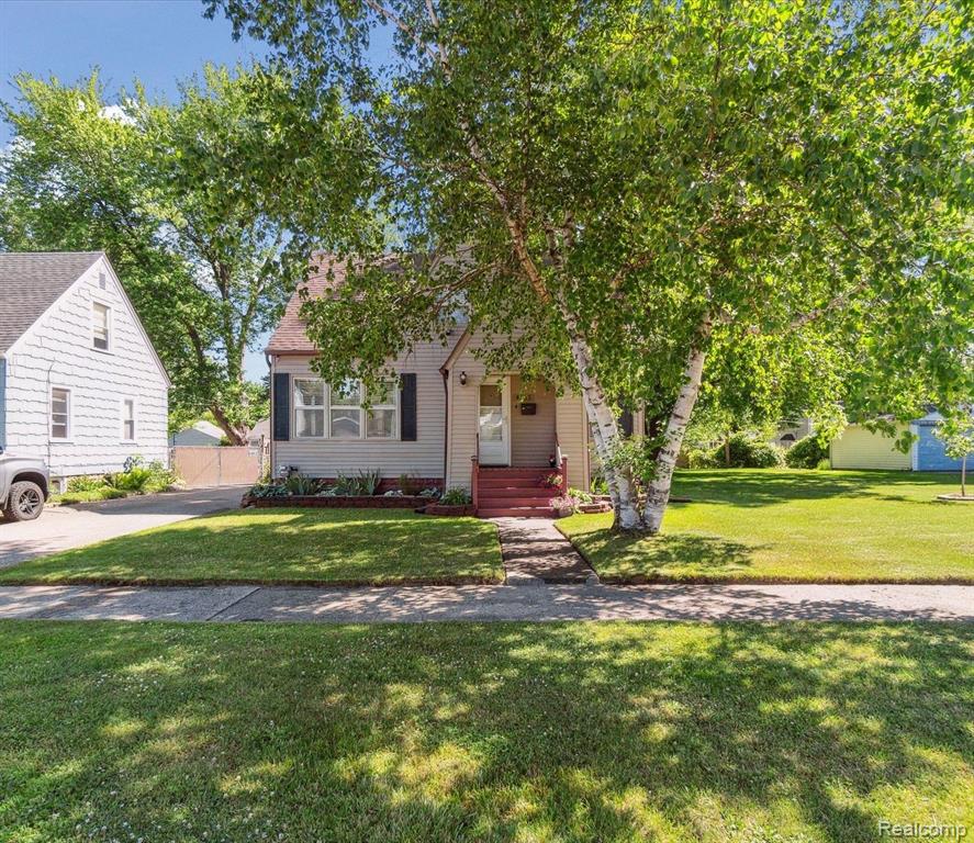 4235 RED ARROW Road, Flint, MI 48507 — Photo 32