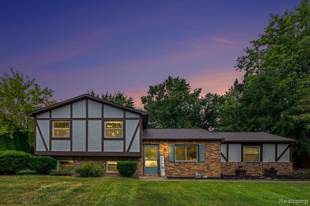 621 Vincent Street, Pinckney, MI 48169 — Photo 17