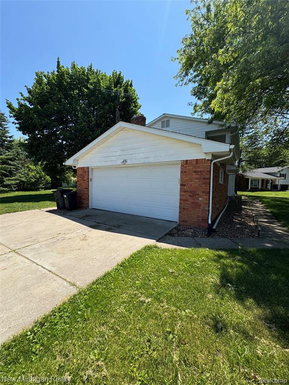 6139 Pebbleshire Circle, Grand Blanc, MI 48439 — Photo 9