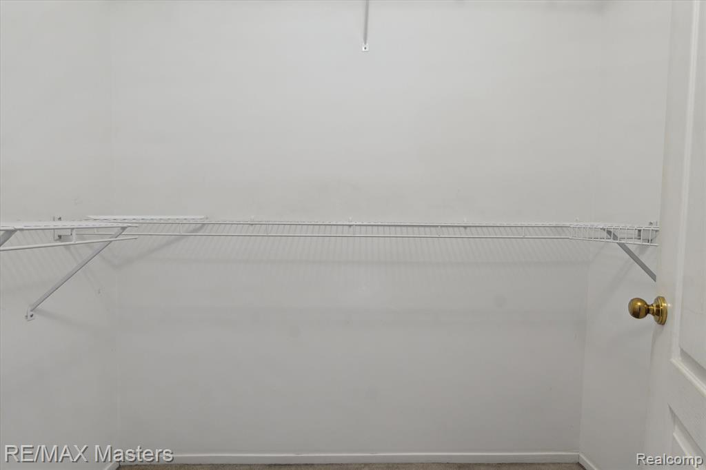 22571 Silver Creek Drive, 16, Woodhaven, MI 48183 — Photo 16