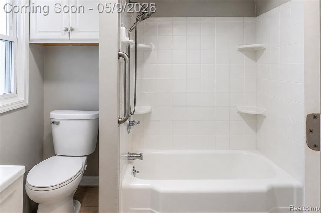 15417 Leona Drive, Redford, MI 48239 — Photo 24