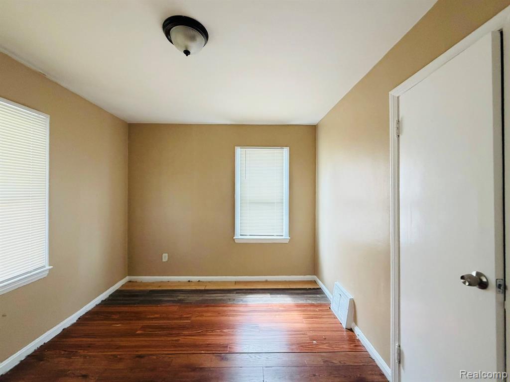 8653 BRAILE Street, Detroit, MI 48228 — Photo 7