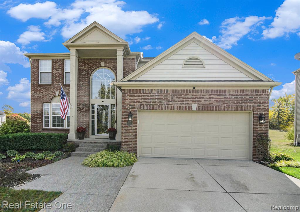 7971 Turrillium Lane, Waterford, MI 48327 — front exterior