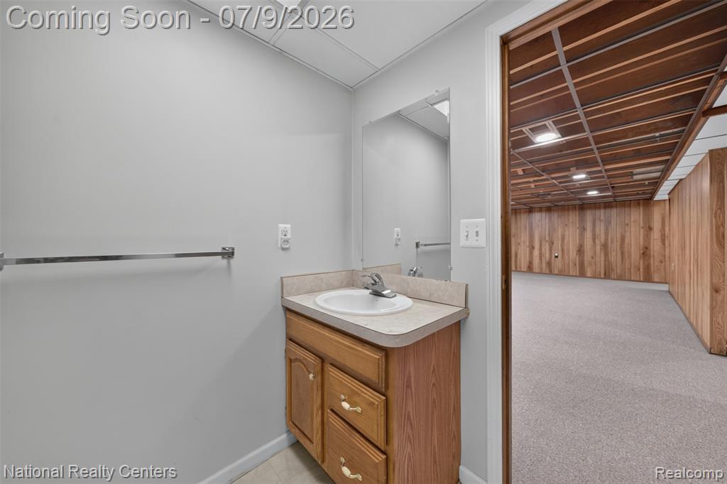 40925 McNamara Drive, Clinton Twp, MI 48038 — Photo 31