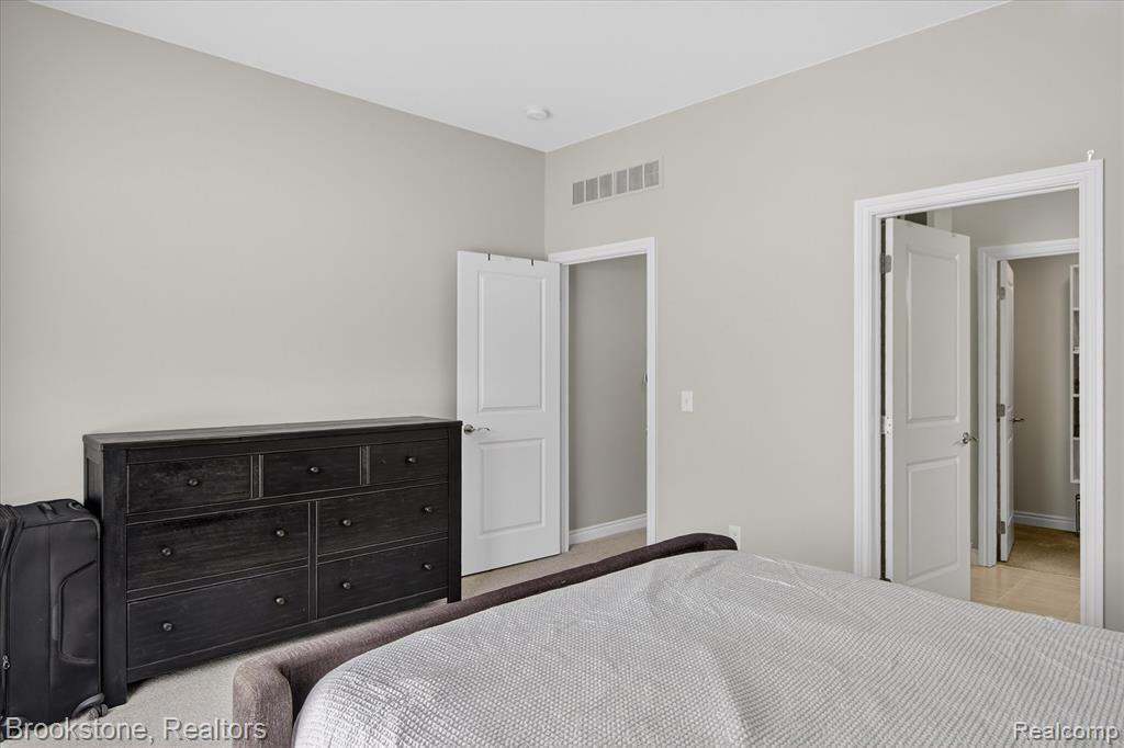 16645 Savor Lane, Clinton Twp, MI 48035 — Photo 14