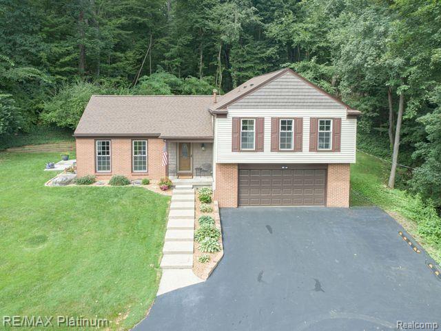 9003 SPENCER Court, Brighton, MI 48116 — Photo 37