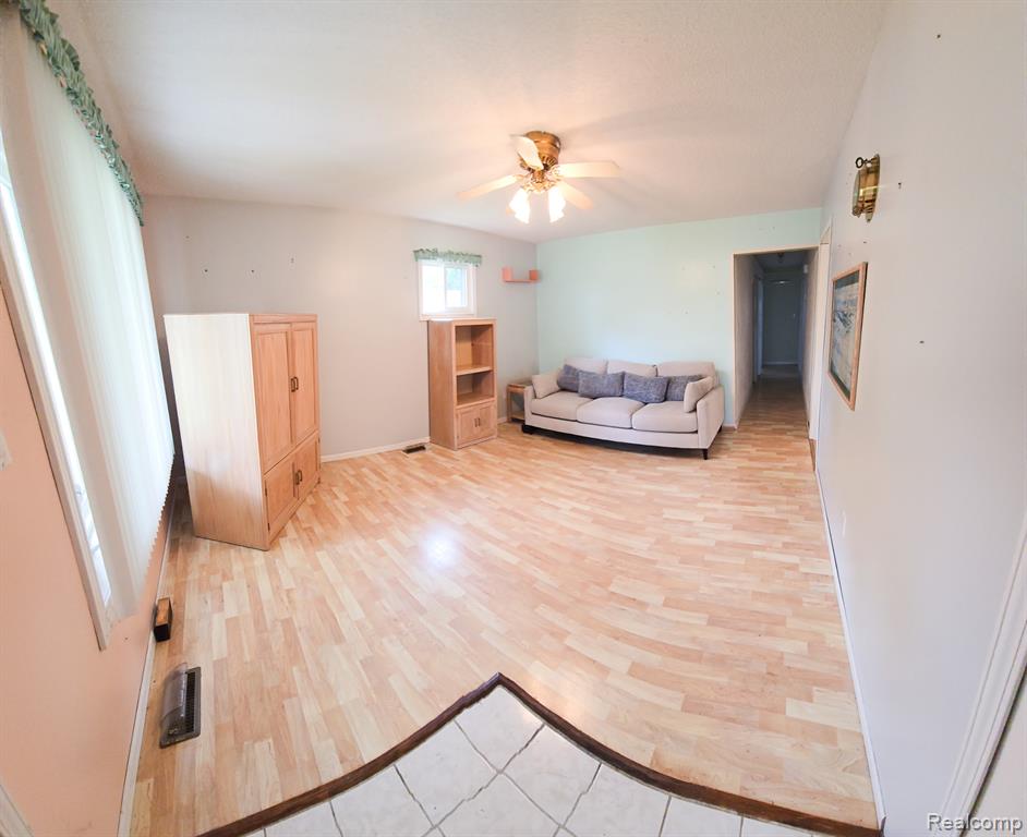 12929 Matthews Street, Carleton, MI 48117 — Photo 5