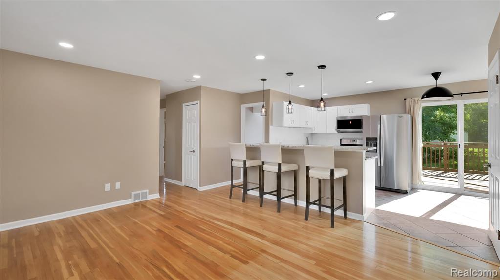 42938 Gainsley Drive, Sterling Heights, MI 48313 — Photo 3