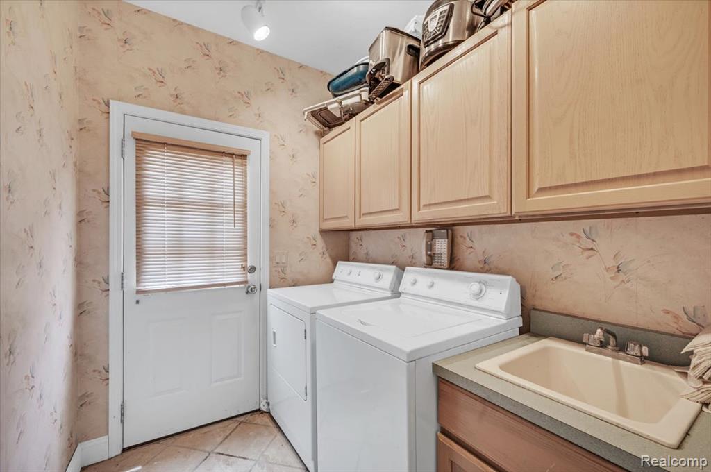 7882 Glacier Club Drive, Washington, MI — Photo 10