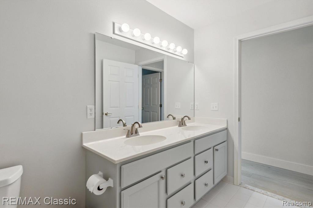 1202 ARBOR RIDGE Drive, 2, Brighton, MI 48116 — Photo 18