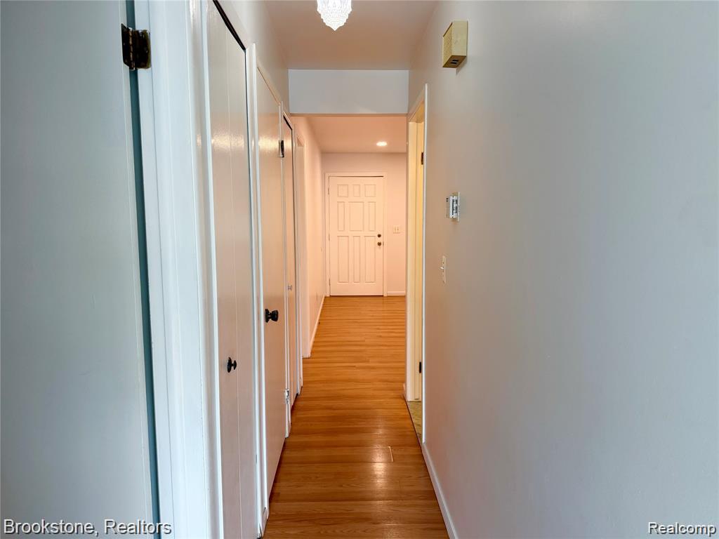 8401 18 Mile Road, Sterling Heights, MI 48313 — Photo 5