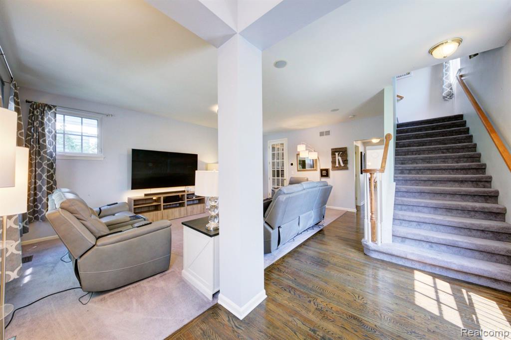 455 Constitution Street, Canton, MI 48188 — Photo 3