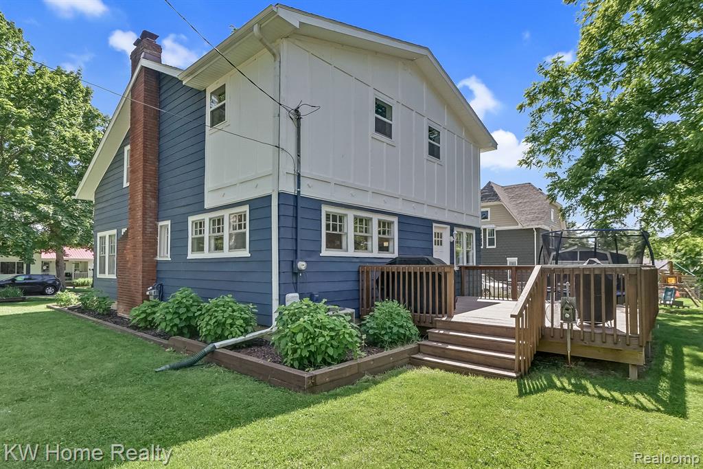207 E SHERMAN Street, Holly, MI 48442 — Photo 28