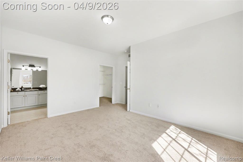 5397 Twin Oaks Drive, Sterling Heights, MI 48314 — Photo 10