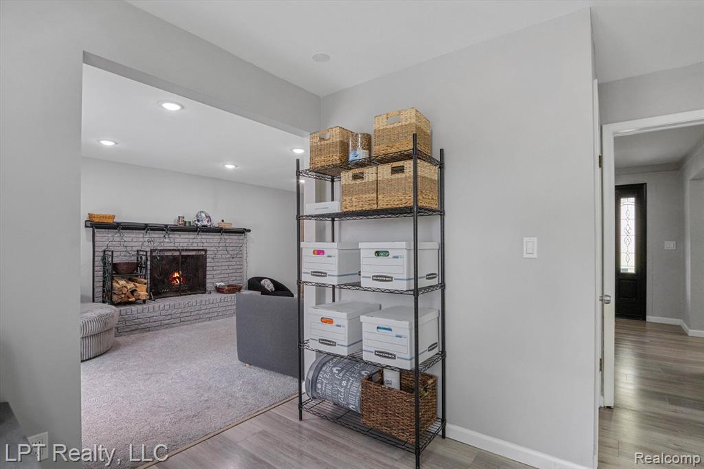 18441 ROSELAND Boulevard, Lathrup Village, MI 48076 — Photo 23