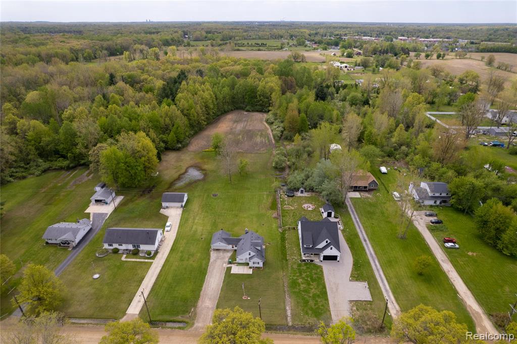 30977 West Road, New Boston, MI 48164 — Photo 35