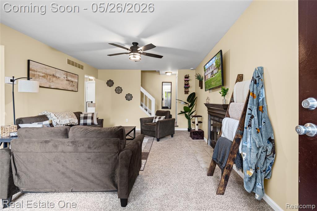 7736 Lake Ridge Drive, Waterford, MI 48327 — Photo 6