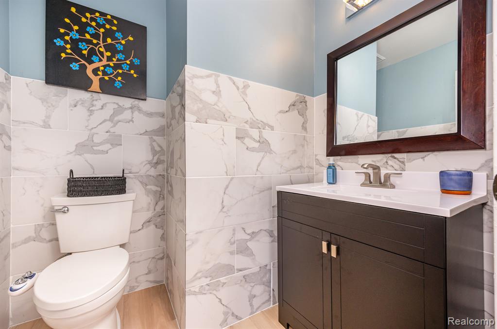 53005 Gregory Drive, Macomb, MI 48042 — Photo 20