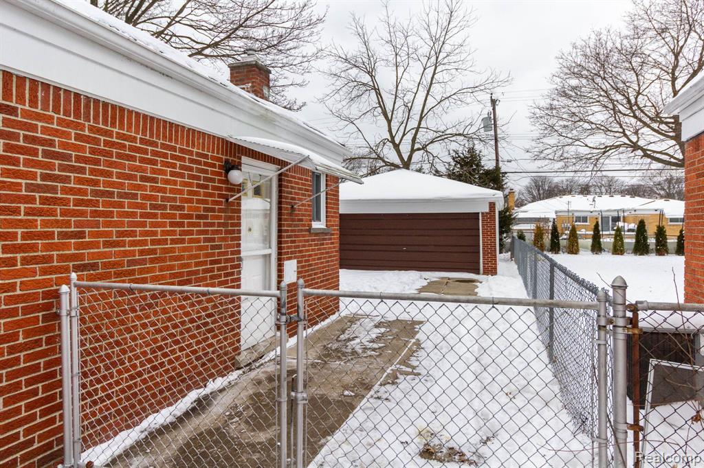 29327 Orvylle Drive, Warren, MI 48092 — Photo 32