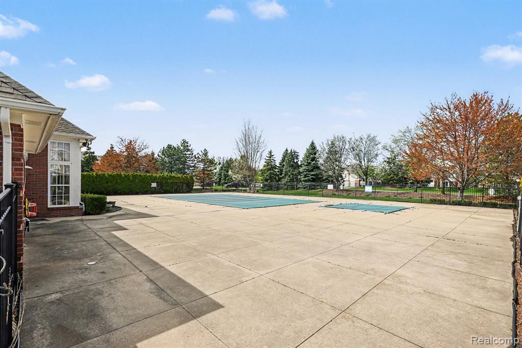 16413 Dominion Drive, Macomb, MI 48044 — Photo 27