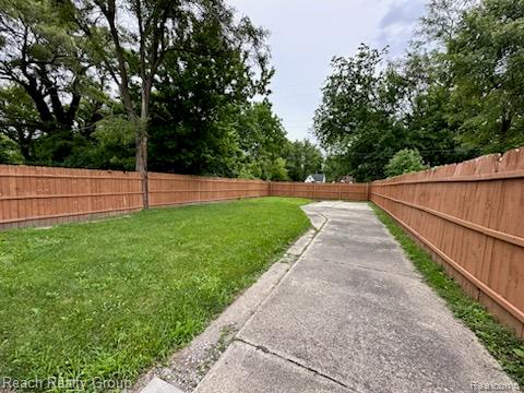 9974 Mettetal Street, Detroit, MI 48227 — Photo 32
