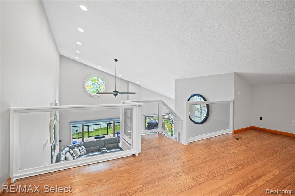 7457 Haviland Beach Drive, Linden, MI 48451 — Photo 38