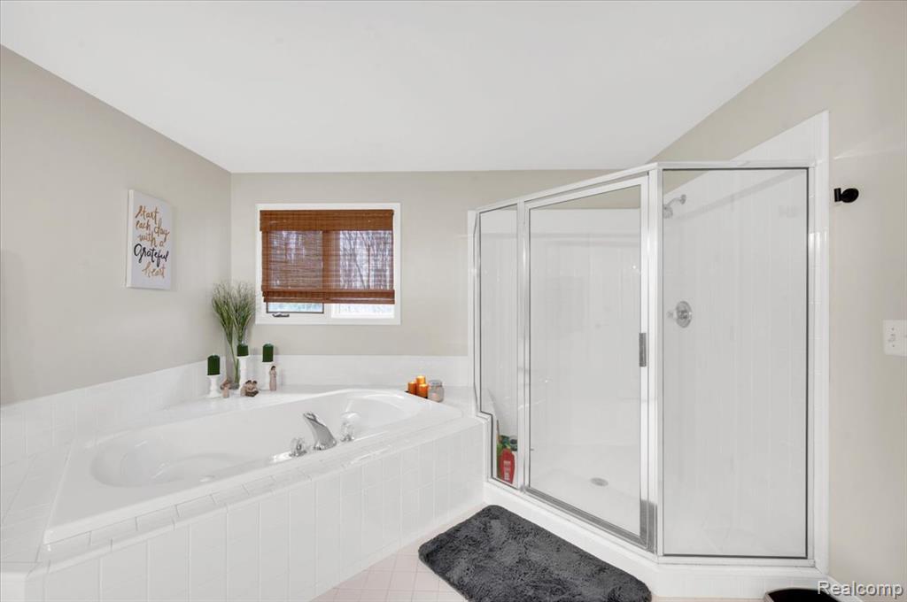 54424 Maple Creek Court, Shelby Twp, MI 48316 — Photo 26