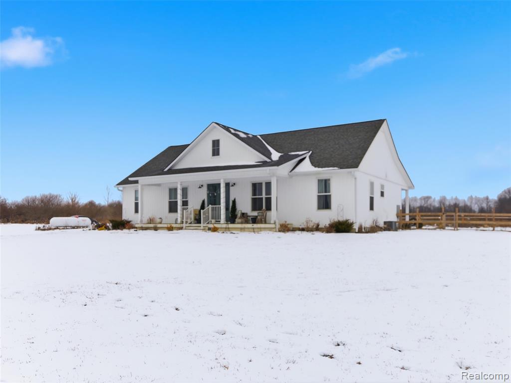 7197 Lyons Road, Imlay City, MI 48444 — Photo 4