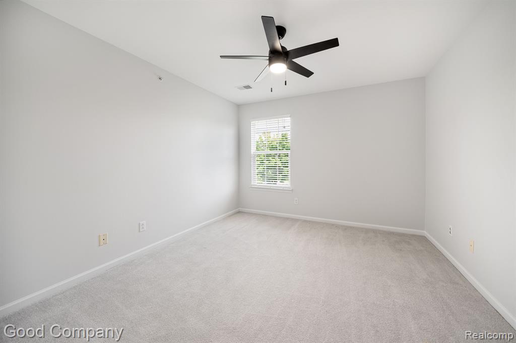 5201 Tamara Circle, Walled Lake, MI 48390 — Photo 11
