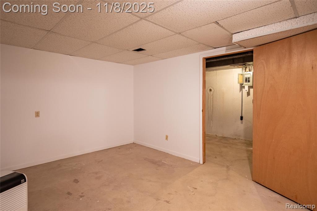285 Inlet Court, Walled Lake, MI 48390 — Photo 21