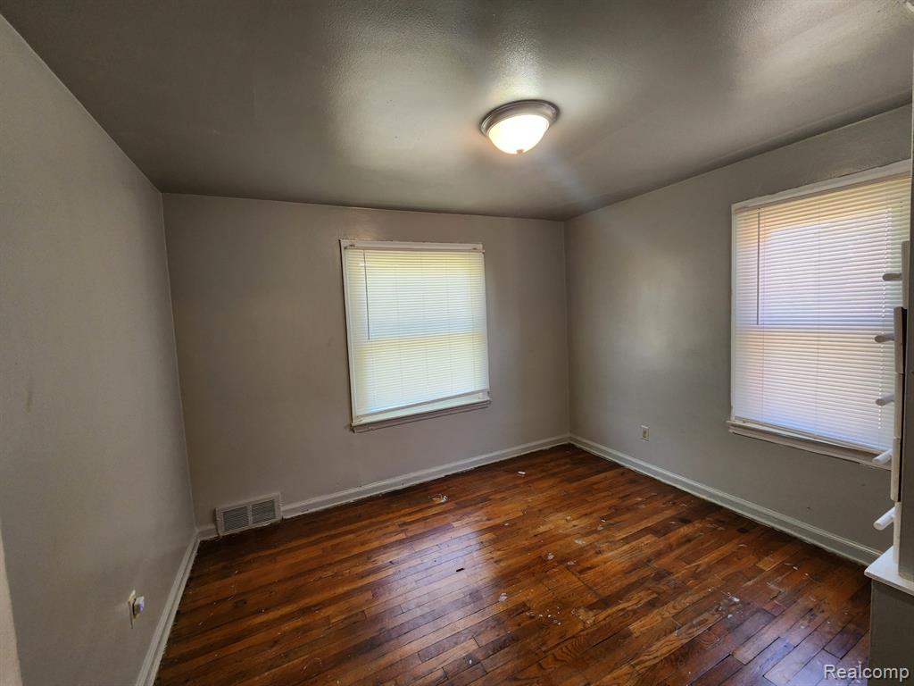 9262 Piedmont Street, Detroit, MI 48228 — Photo 30