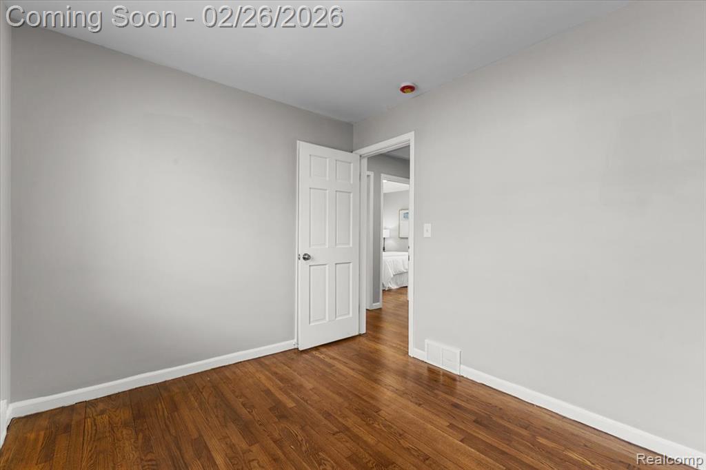19134 Mallina Street, Grosse Pointe, MI 48236 — Photo 16